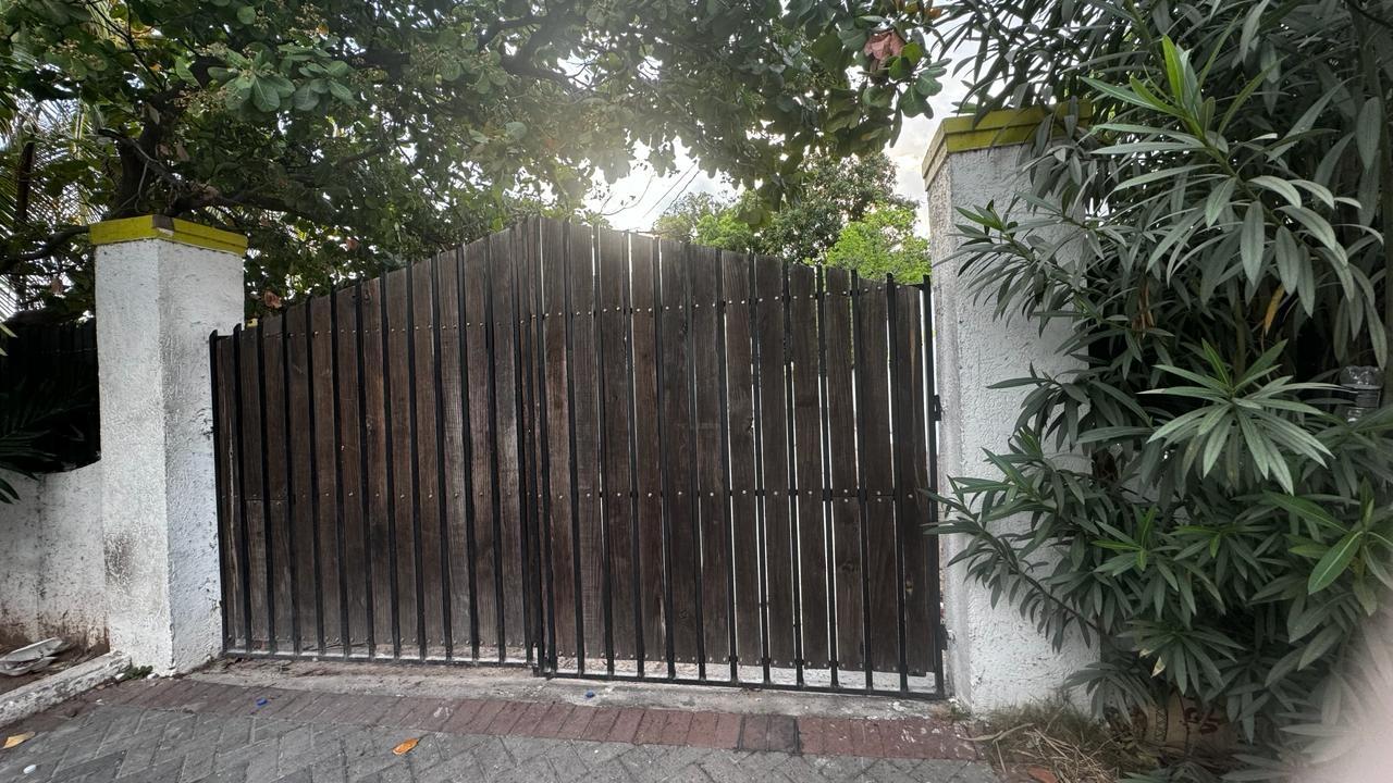 First image of 1b Lindsay Crescent, Kingsto in Kingston 10, St. Andrew, Jamaica - property is For Rent