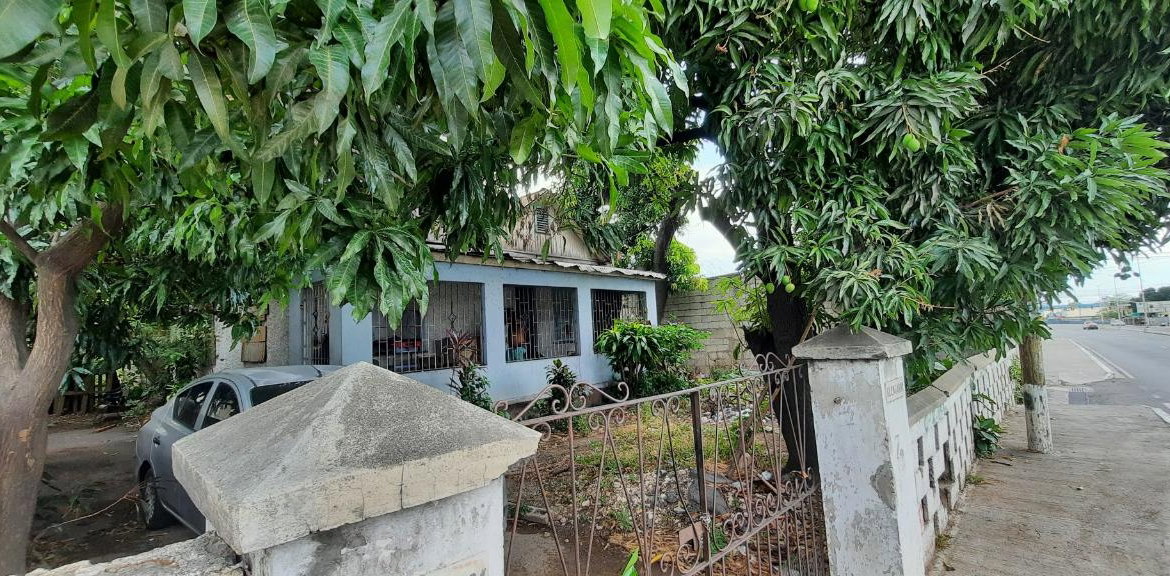 Third image of 72 Constant Spring Road in Kingston 10, St. Andrew, Jamaica - property is For Sale