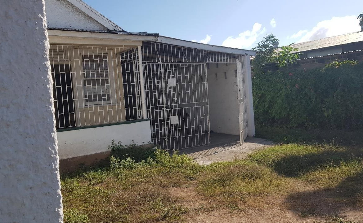 Ninth image of 7 West Ivy Green Crescent, Cross Roads, Kgn.5 in Kingston 5, St. Andrew, Jamaica - property is For Sale