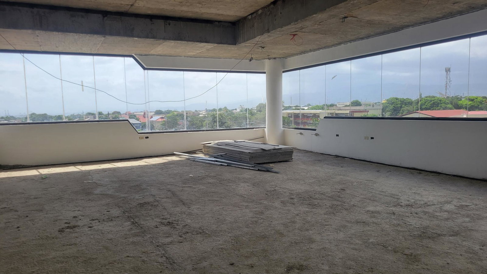 Sixth image of 11 1/2 Connolley Avenue in Kingston 4, Kingston, Jamaica - property is For Sale