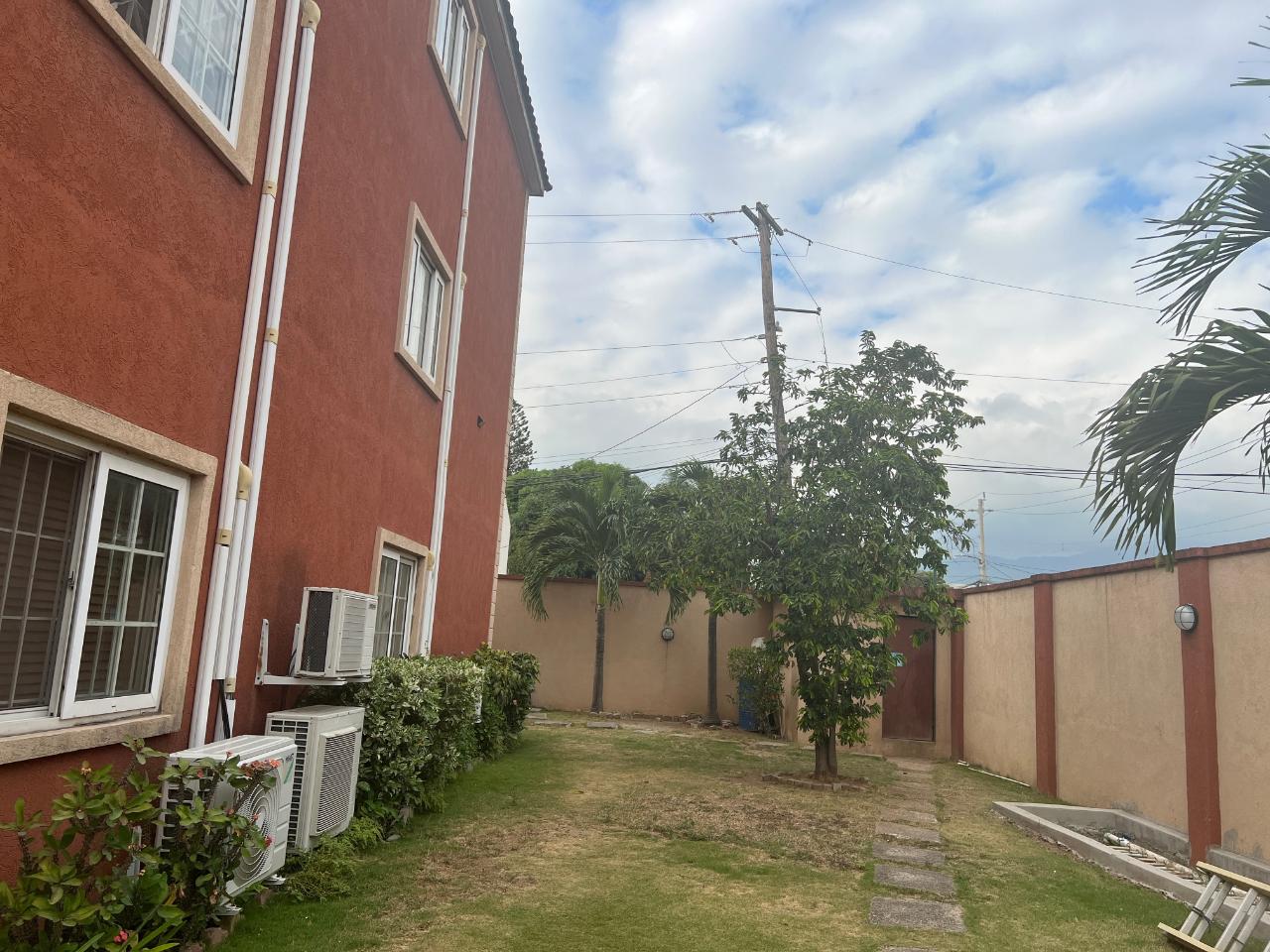 Contemporary-2-Bedroom-Apartment-for-Rent-in-El-Monte-Jamaica Eighteenth image of 18-35c Upper Waterloo Road in Kingston 10, St. Andrew, Jamaica - property is For Rent