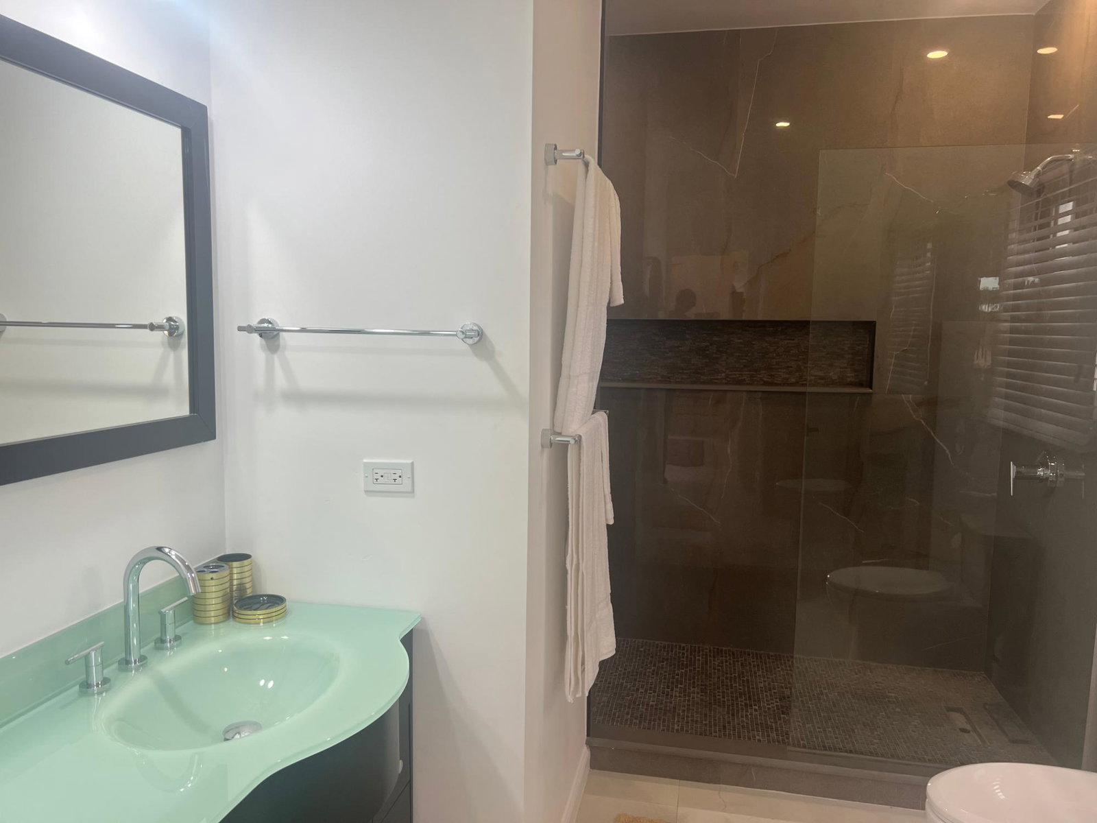 Seventeenth image of 4-83 Shortwood Road in Kingston 8, St. Andrew, Jamaica - property is For Rent