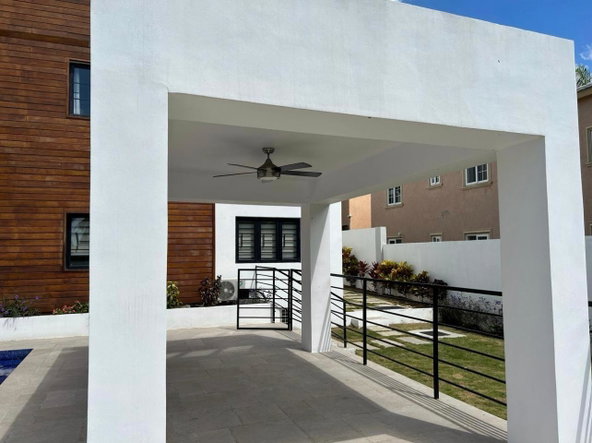 Twenty-Ninth image of 4-83 Shortwood Road in Kingston 8, St. Andrew, Jamaica - property is For Rent