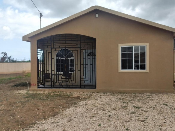 First image of 802 Phoenix Park Village 2 in Greater Portmore, St. Catherine, Jamaica - property is For Rent