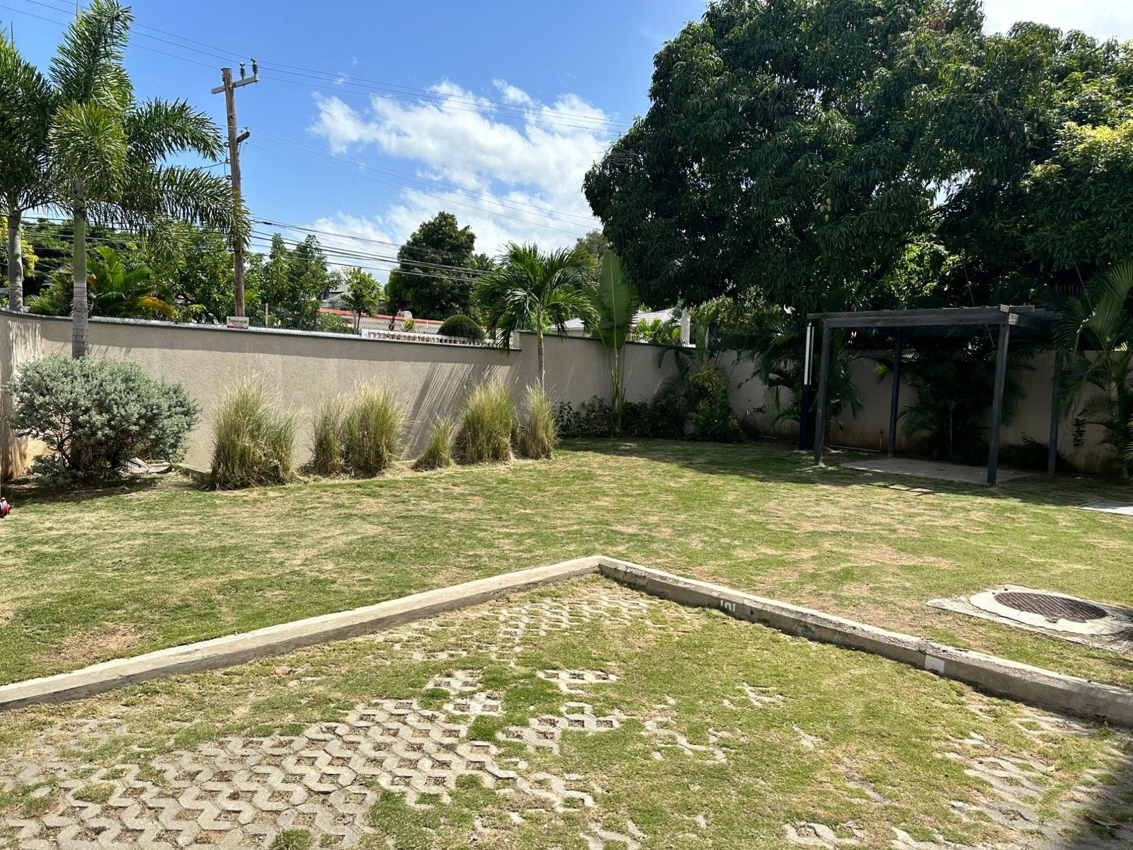 Twenty-Sixth image of 102-21 Sullivan Avenue, Kingston in Kingston 8, St. Andrew, Jamaica - property is For Rent