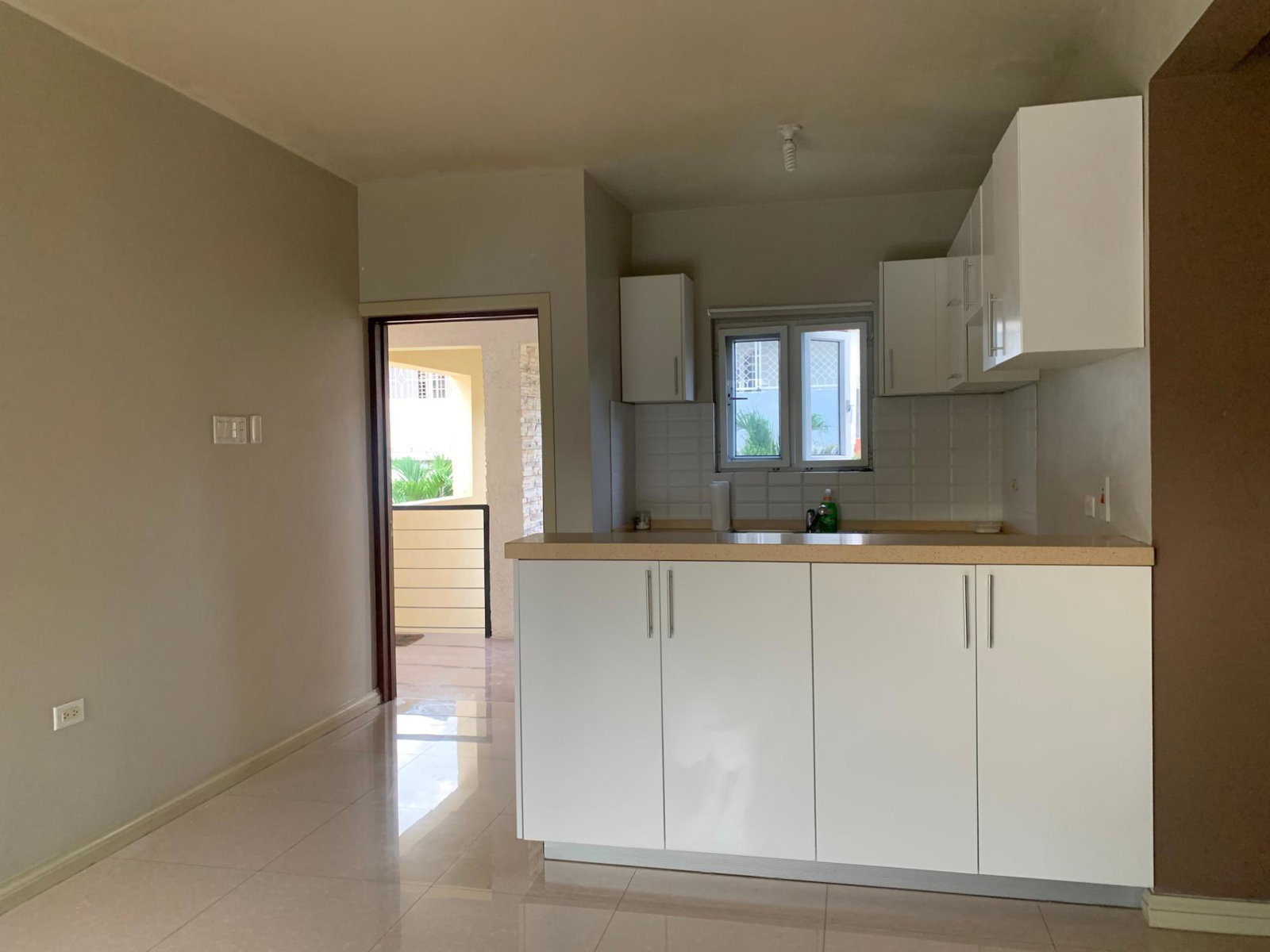 Eleventh image of 10-7 Roehampton Drive in Kingston 19, St. Andrew, Jamaica - property is For Rent