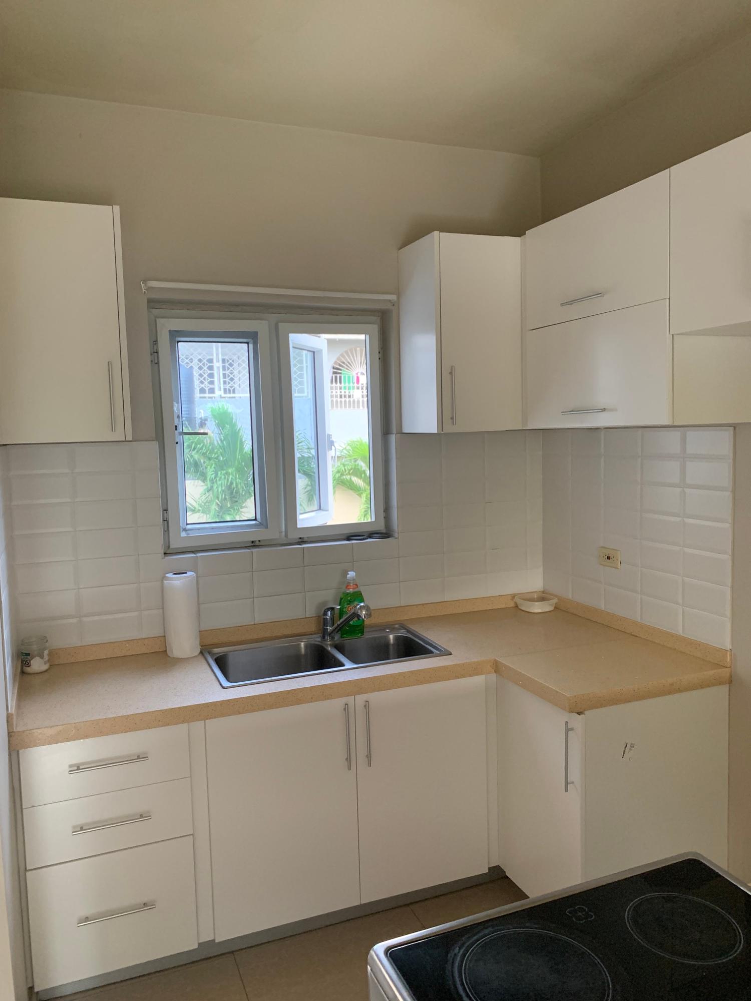 Thirteenth image of 10-7 Roehampton Drive in Kingston 19, St. Andrew, Jamaica - property is For Rent