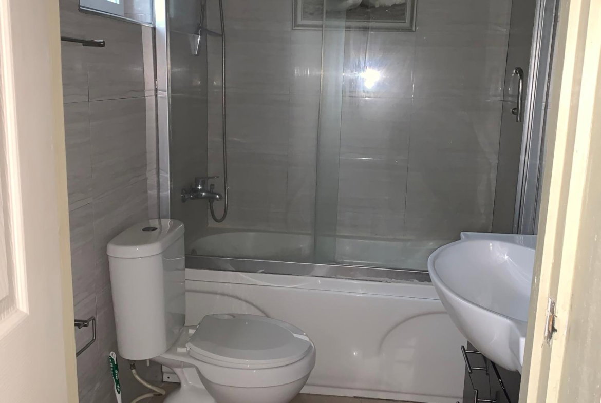 Twenty-Seventh image of 10-7 Roehampton Drive in Kingston 19, St. Andrew, Jamaica - property is For Rent