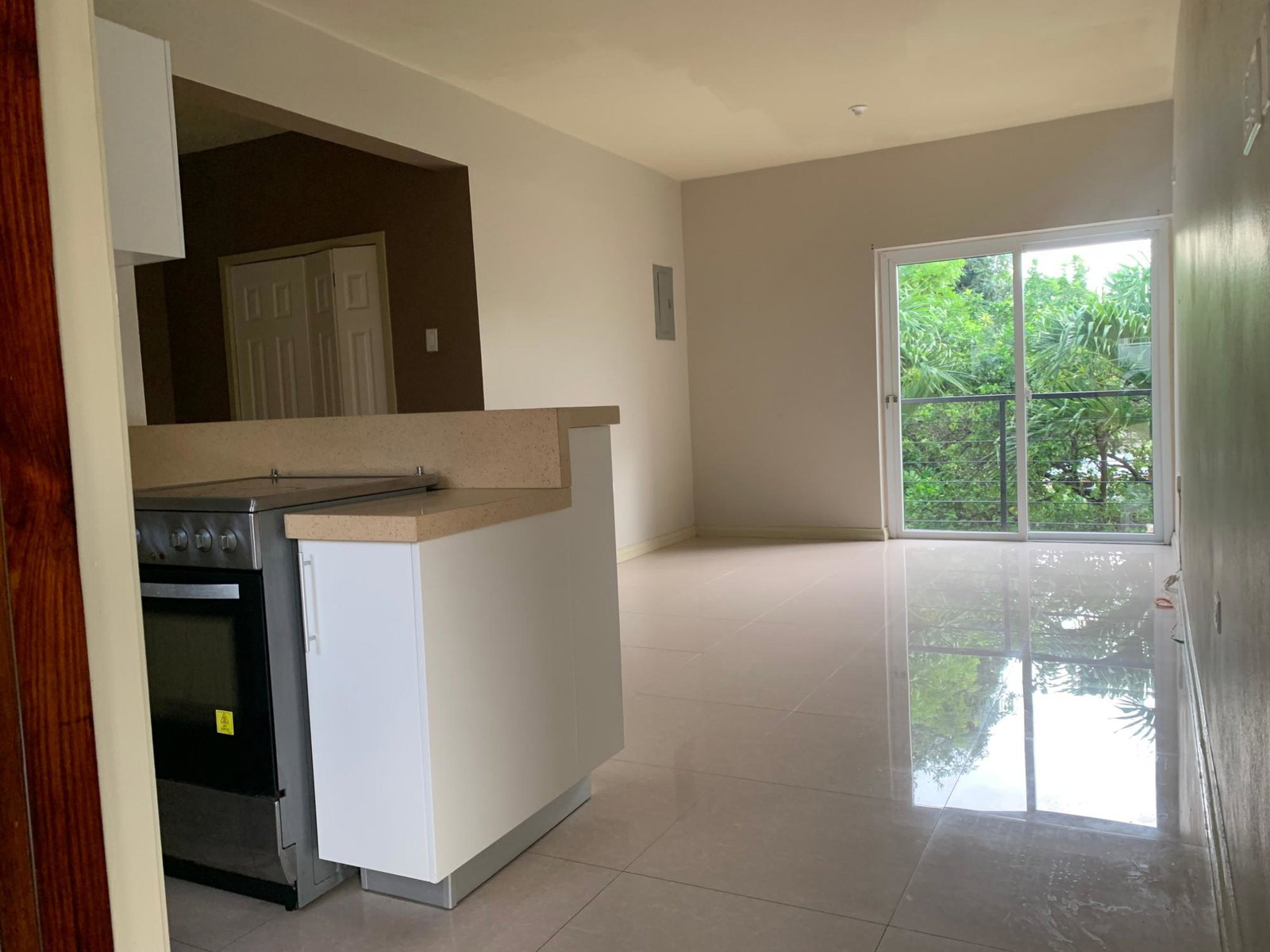 Ninth image of 10-7 Roehampton Drive in Kingston 19, St. Andrew, Jamaica - property is For Rent