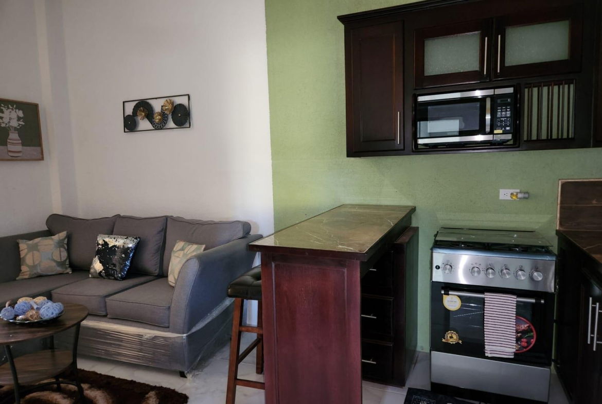 Seventh image of 4-5 Upper Fort, Arawak Close in HELLSHIRE HILLS, St. Catherine, Jamaica - property is For Rent