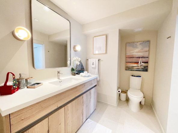 Twenty-First image of 1007-2-4 King Street in Kingston 1, Kingston, Jamaica - property is For Sale
