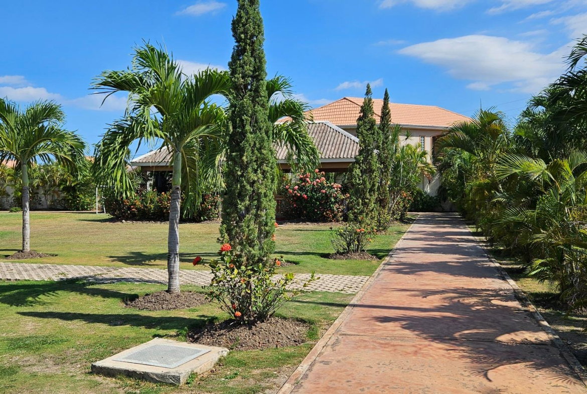 Twenty-Second image of 129 Caymanas Country Club Est in Caymanas Estates, St. Catherine, Jamaica - property is For Rent