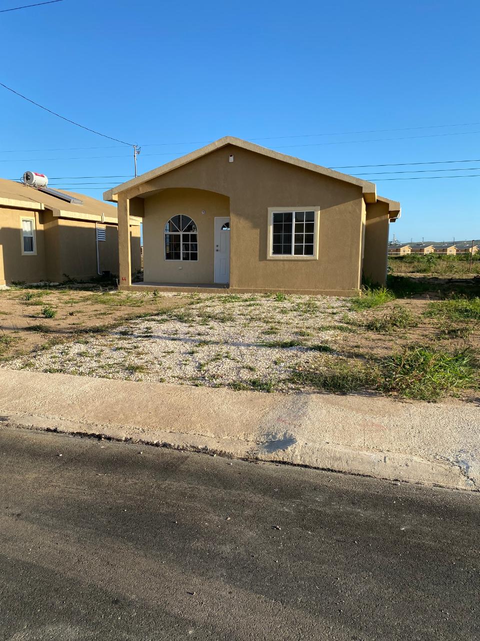 Second image of Phoenix Park Village ii in Greater Portmore, St. Catherine, Jamaica - property is For Rent