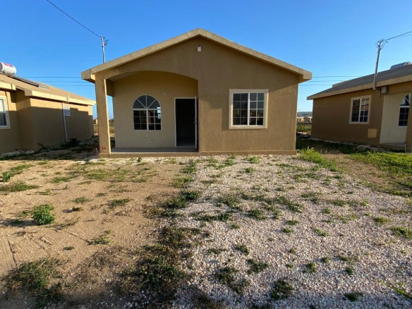 First image of Phoenix Park Village ii in Greater Portmore, St. Catherine, Jamaica - property is For Rent
