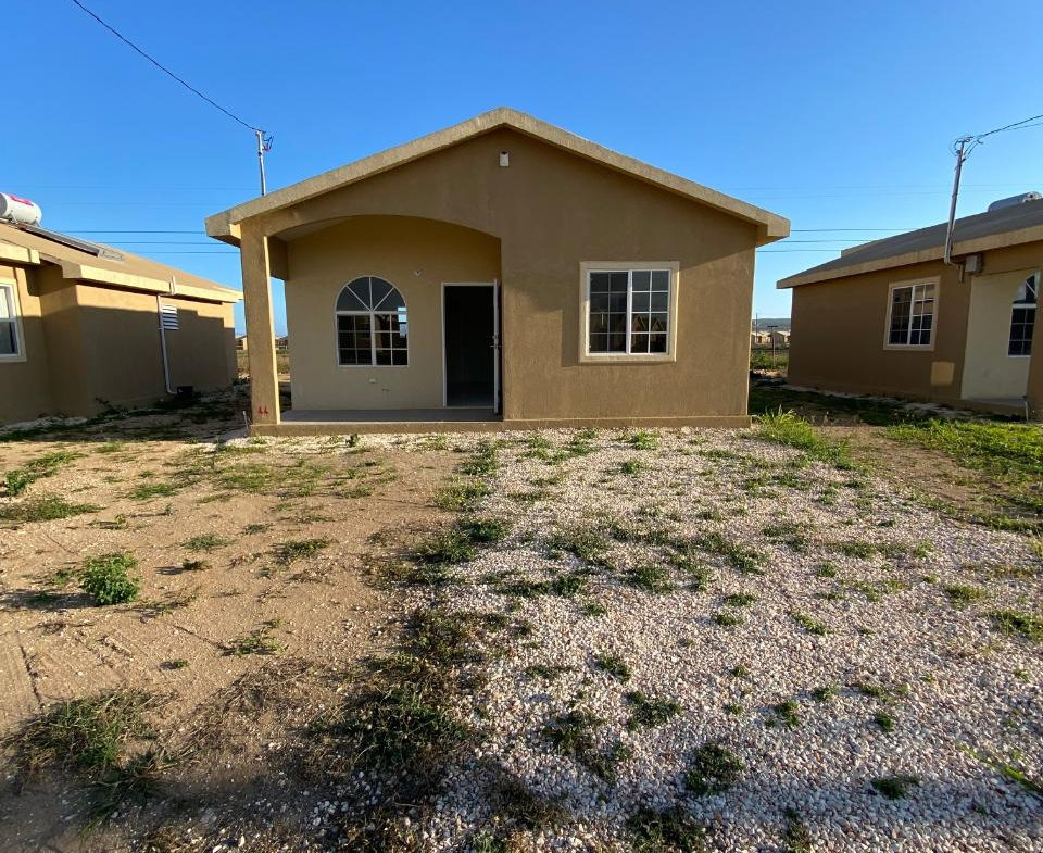 First image of Phoenix Park Village ii in Greater Portmore, St. Catherine, Jamaica - property is For Rent