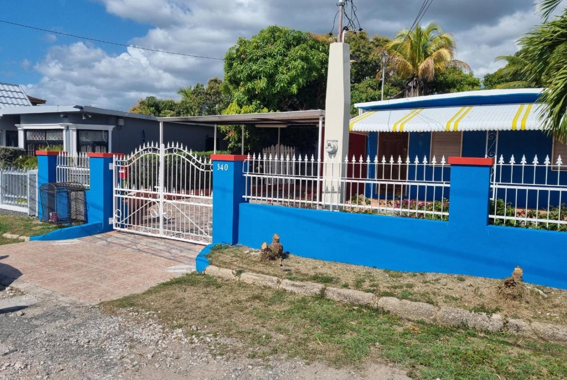 Second image of 340 Starapple Close in Spanish Town, St. Catherine, Jamaica - property is For Rent
