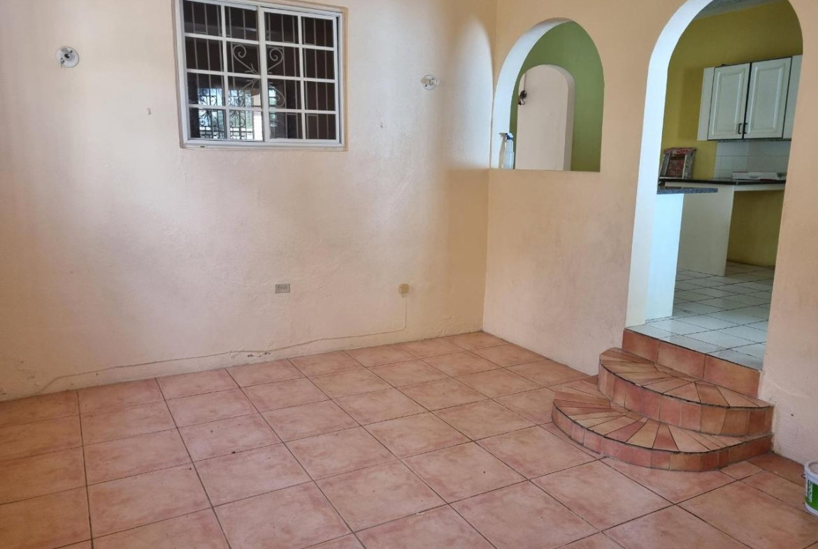 Sixteenth image of 340 Starapple Close in Spanish Town, St. Catherine, Jamaica - property is For Rent