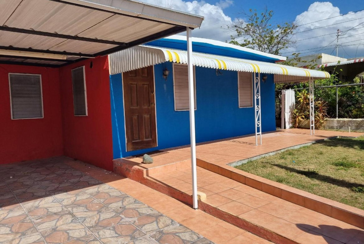 Fourth image of 340 Starapple Close in Spanish Town, St. Catherine, Jamaica - property is For Rent