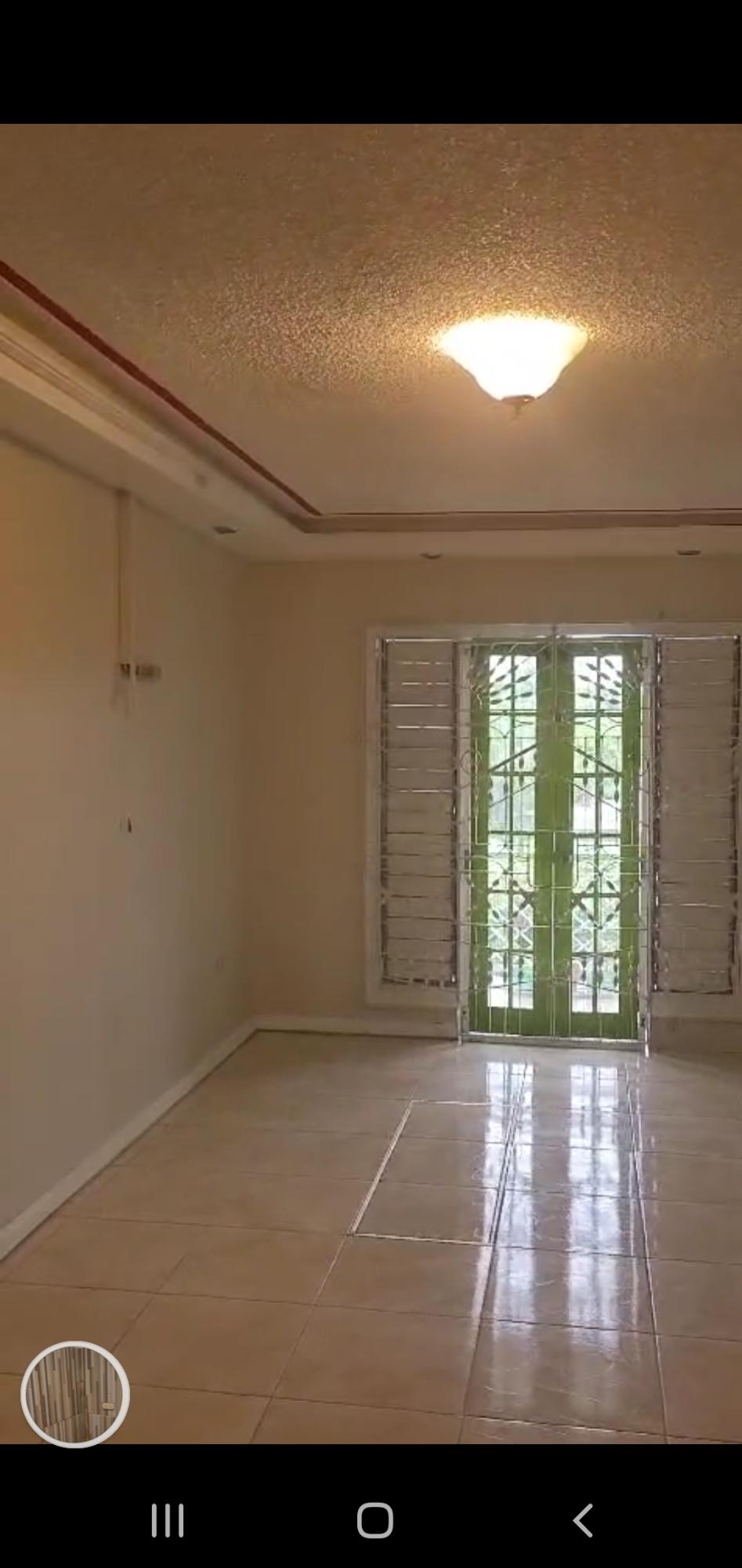 Cozy-Apartment-for-Rent-in-St.-Andrew-Jamaica-Ideal-for-Professionals Second image of 5d- Washington Court in Kingston 10, St. Andrew, Jamaica - property is For Rent