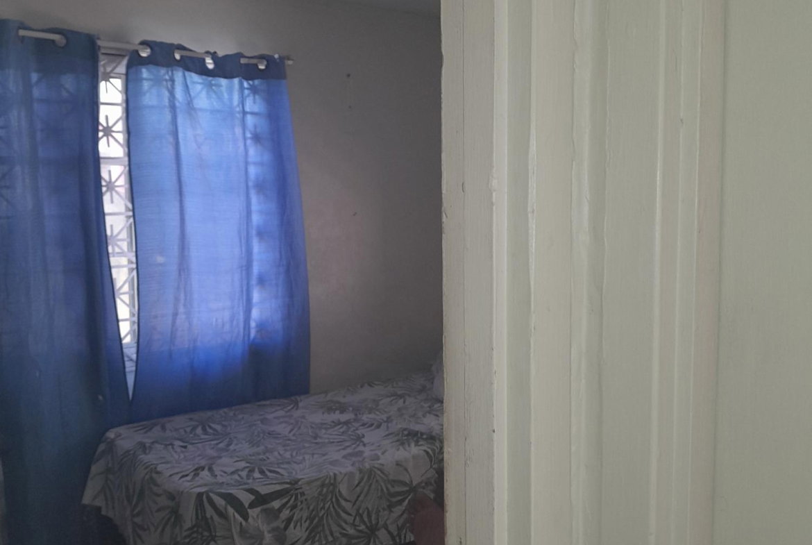 Seventh image of 910 25th Avenue in West Cumberland, St. Catherine, Jamaica - property is For Sale