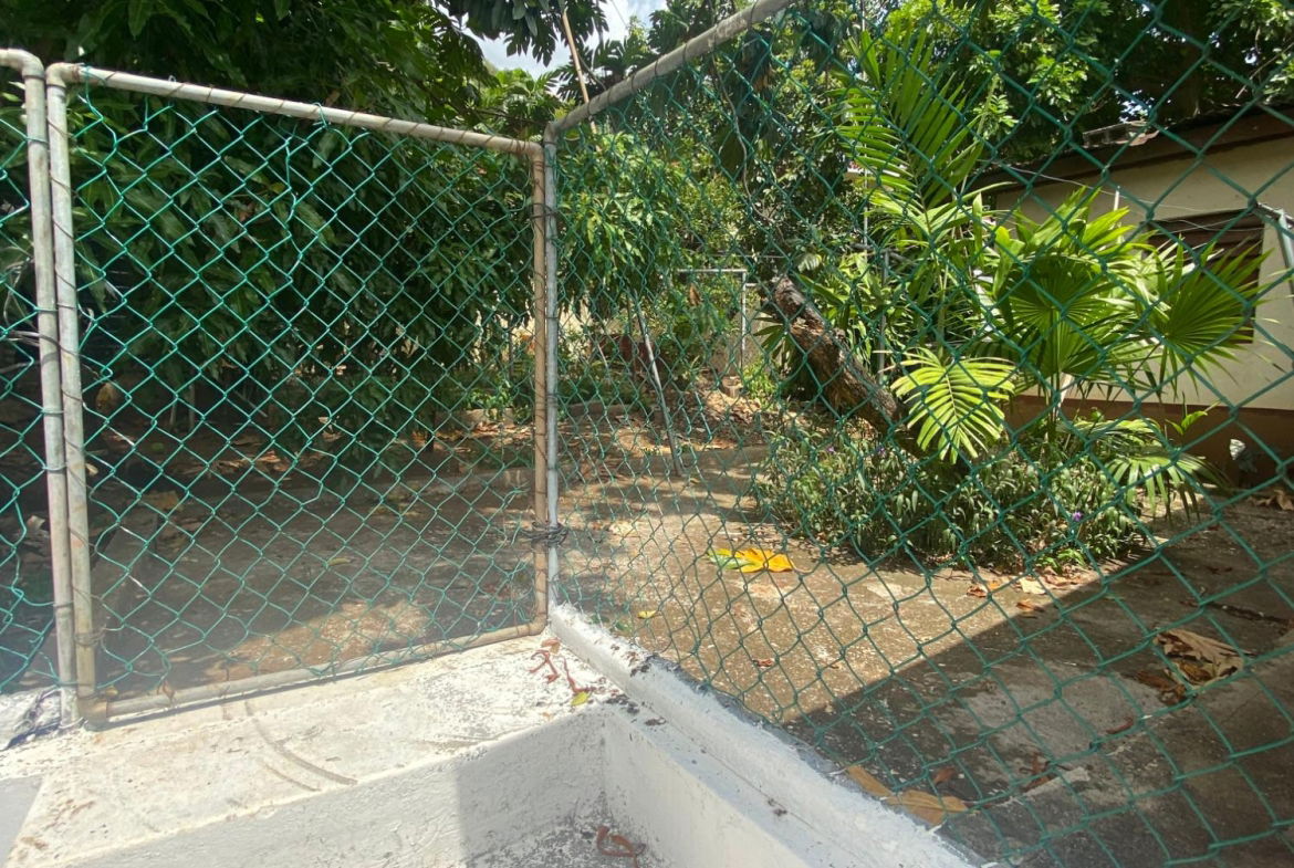 Eighth image of Haldon Close in Kingston 19, St. Andrew, Jamaica - property is For Rent