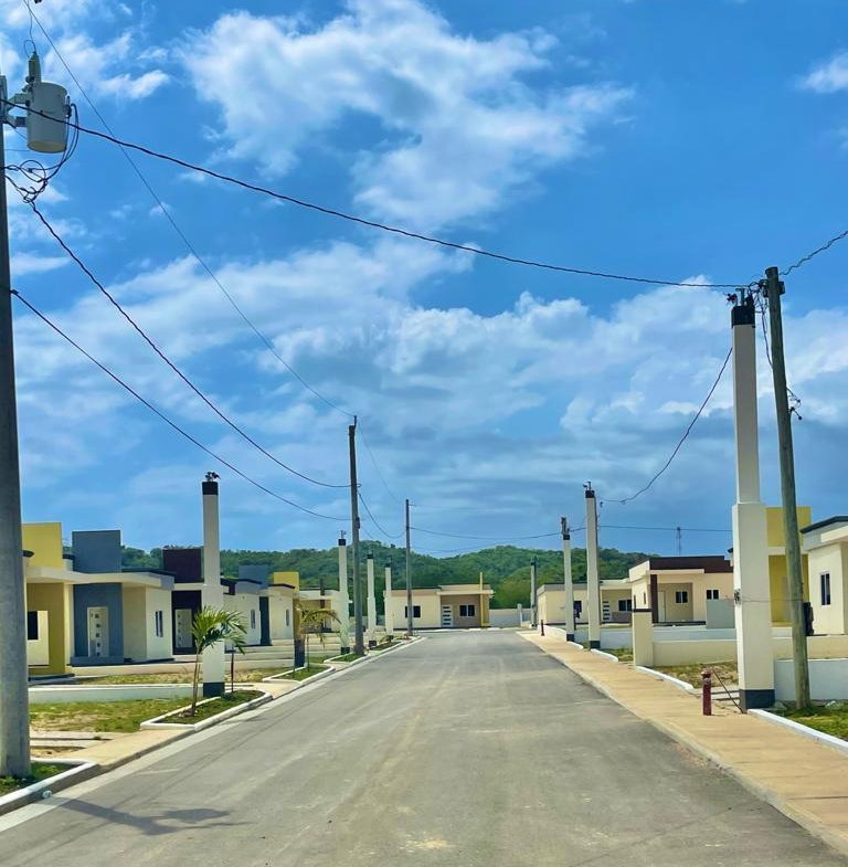 Third image of 6 West Isle in Negril, Westmoreland, Jamaica - property is For Sale