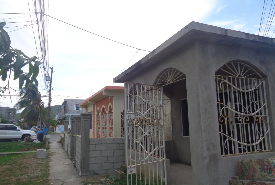 Second image of 447 4 East Kensington in East Kensington, St. Catherine, Jamaica - property is For Sale