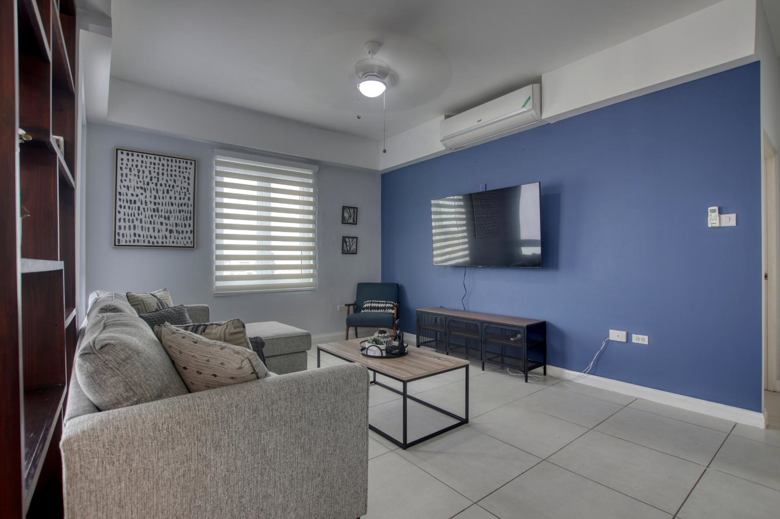 Sixth image of 404-2-6 Comlin Bank in Kingston 5, St. Andrew, Jamaica - property is For Rent