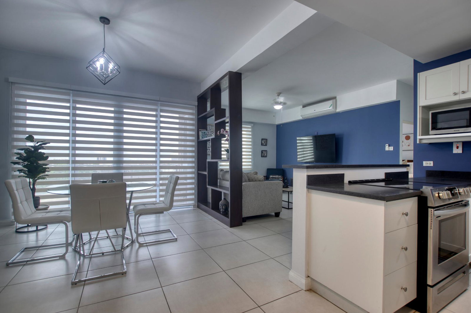 Seventh image of 404-2-6 Comlin Bank in Kingston 5, St. Andrew, Jamaica - property is For Rent