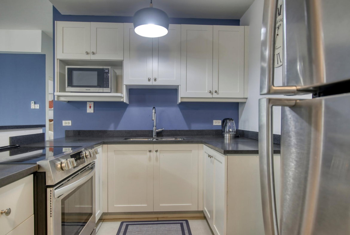 Ninth image of 404-2-6 Comlin Bank in Kingston 5, St. Andrew, Jamaica - property is For Rent