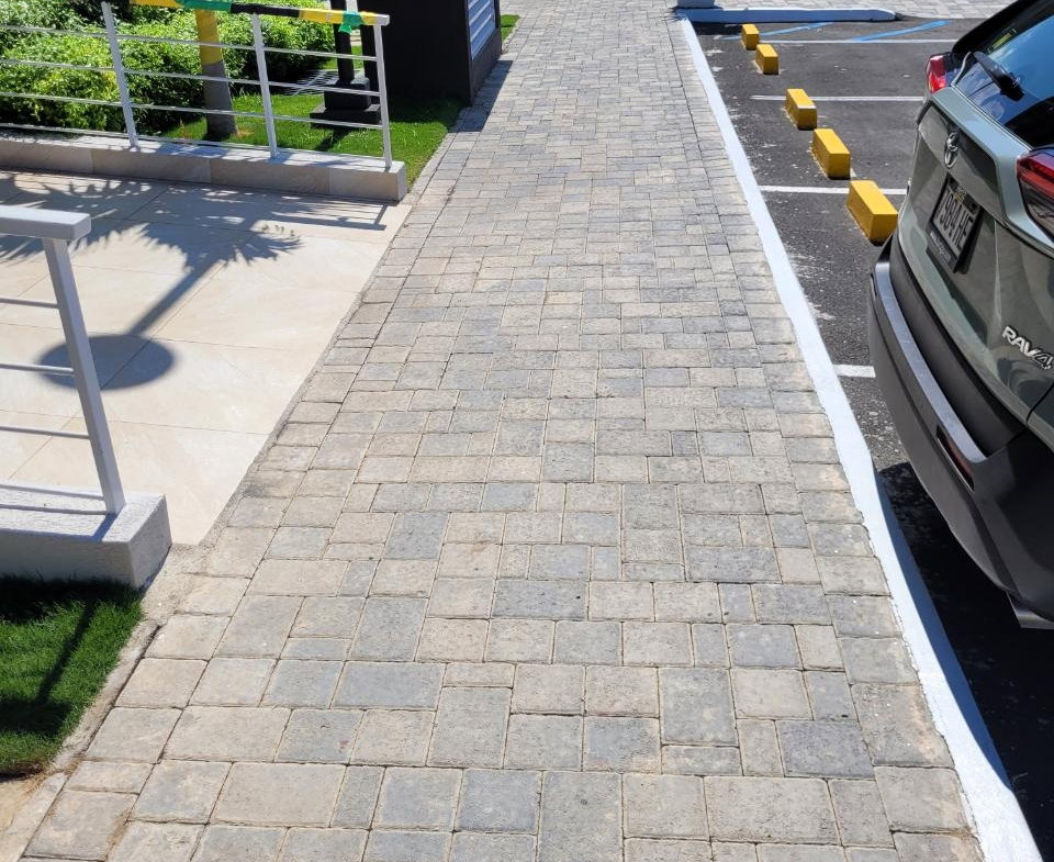 Eleventh image of 411-1-3 Ruthven Road in NEW KINGSTON, St. Andrew, Jamaica - property is For Rent