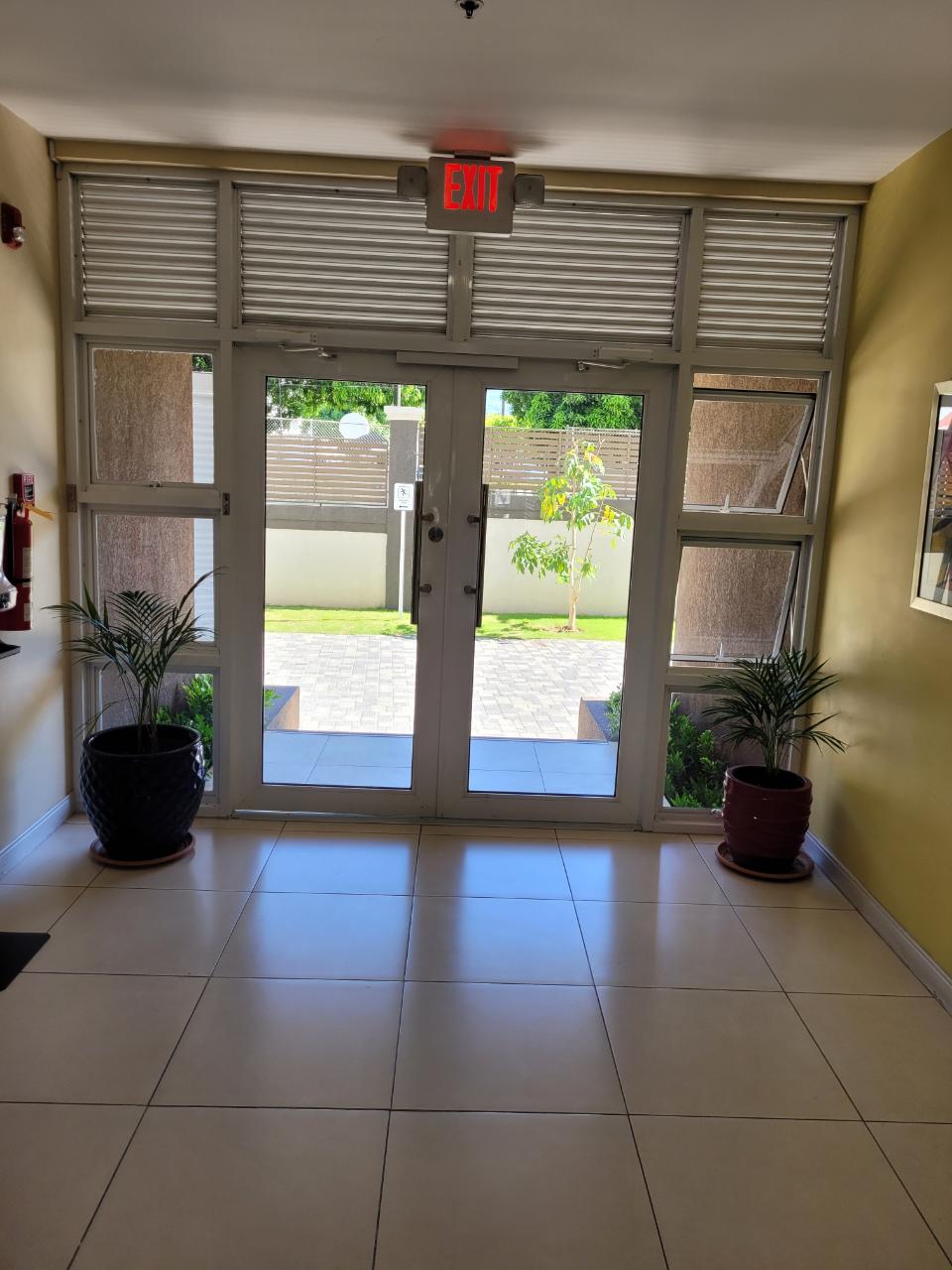 Thirteenth image of 411-1-3 Ruthven Road in NEW KINGSTON, St. Andrew, Jamaica - property is For Rent