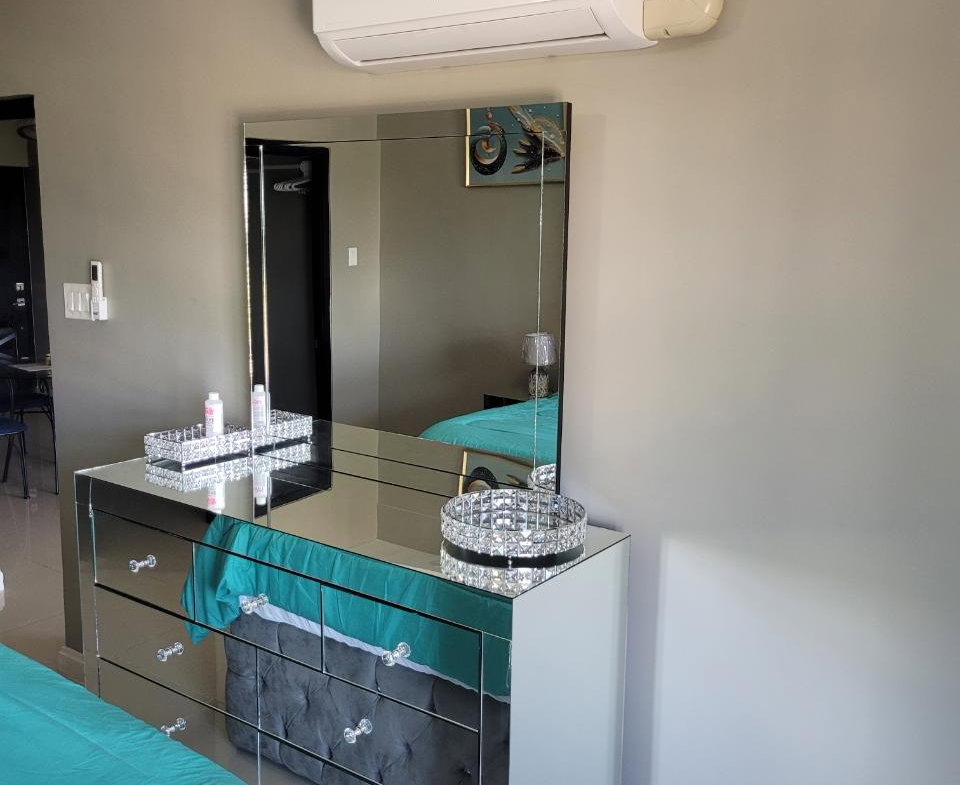 Eighth image of 411-1-3 Ruthven Road in NEW KINGSTON, St. Andrew, Jamaica - property is For Rent