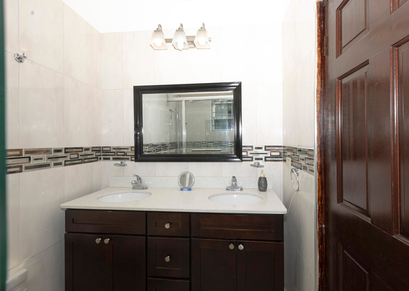 Fourteenth image of 10-25 Widcombe Road in Kingston 6, St. Andrew, Jamaica - property is For Rent