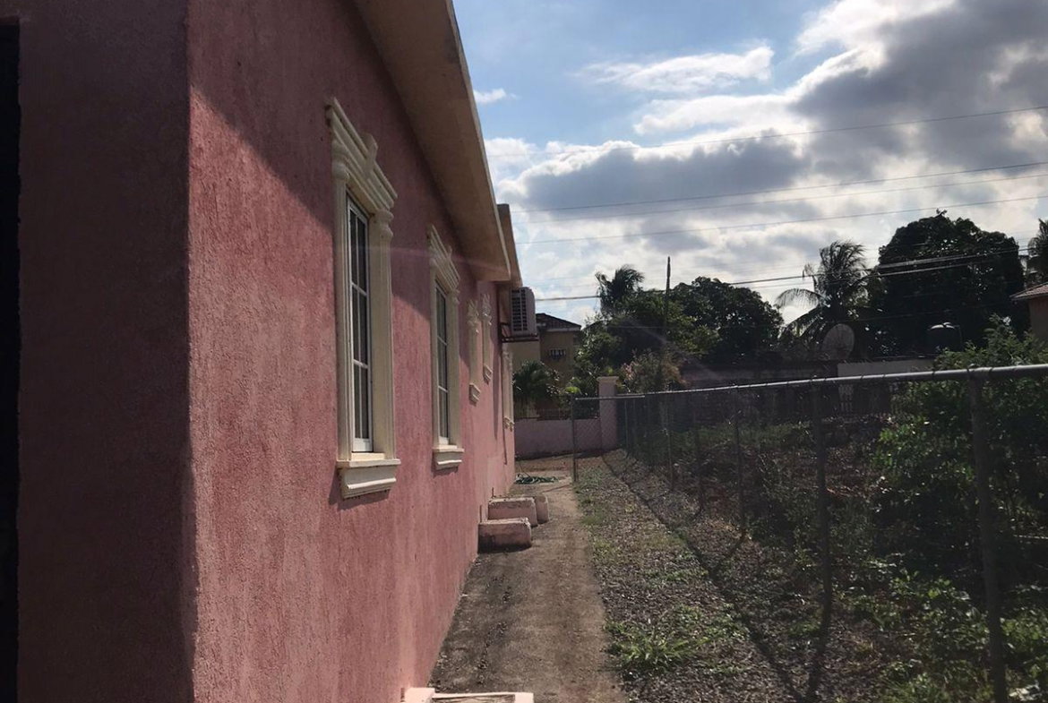 Fourth image of 133a St. Matthews Way in Green Acres, St. Catherine, Jamaica - property is For Rent