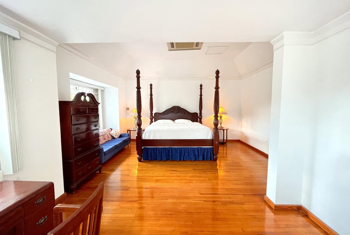 Twenty-Ninth image of 11-13a Norbrook Road in Kingston 8, St. Andrew, Jamaica - property is For Rent