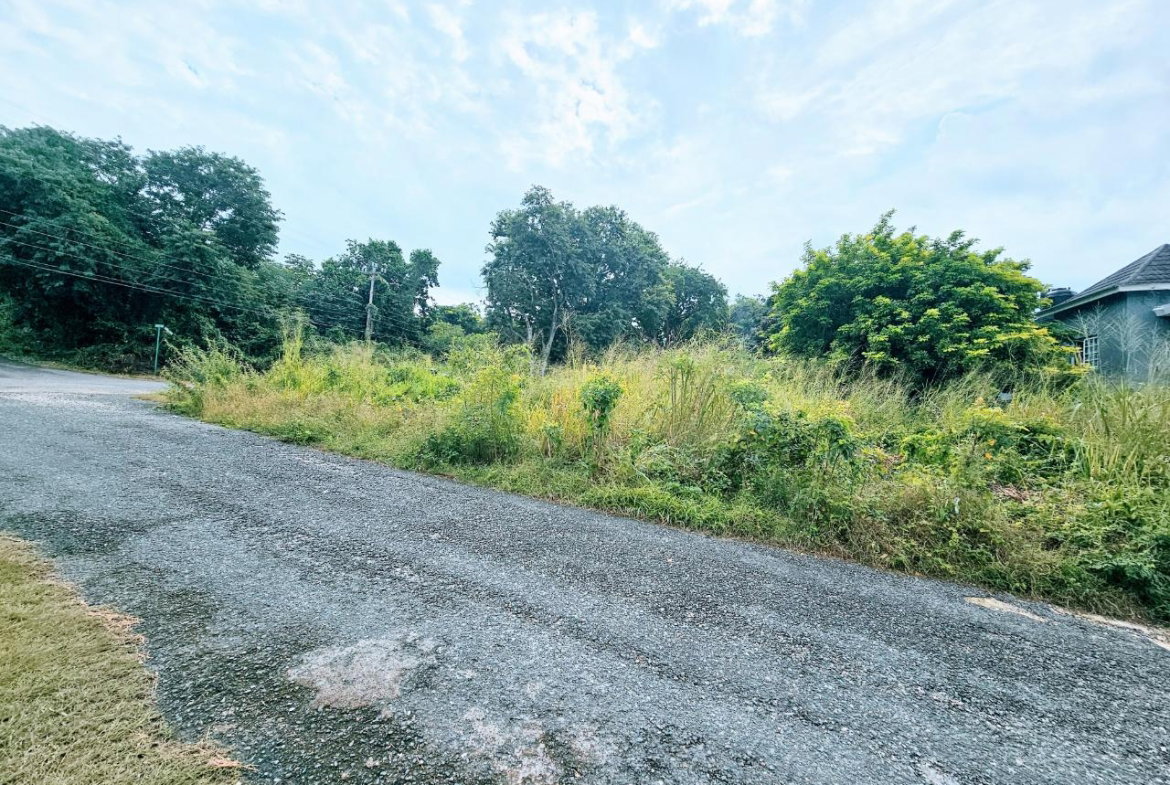 Fourth image of 213 Coral Garden Avenue in Montego Bay, St. James, Jamaica - property is For Sale