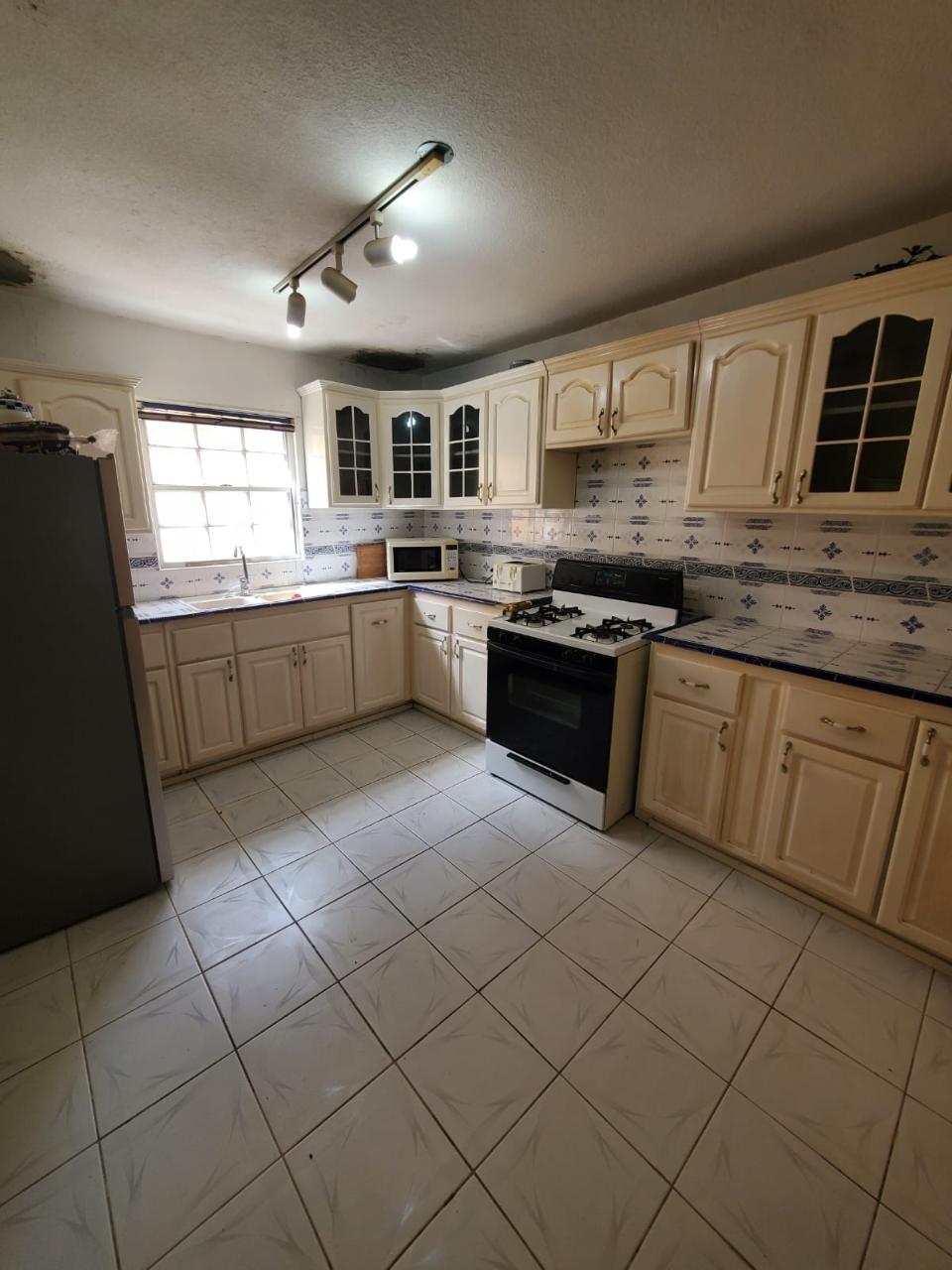 Sixth image of 28 Cotton Tree Hghts Anchovy in Anchovy, St. James, Jamaica - property is For Sale