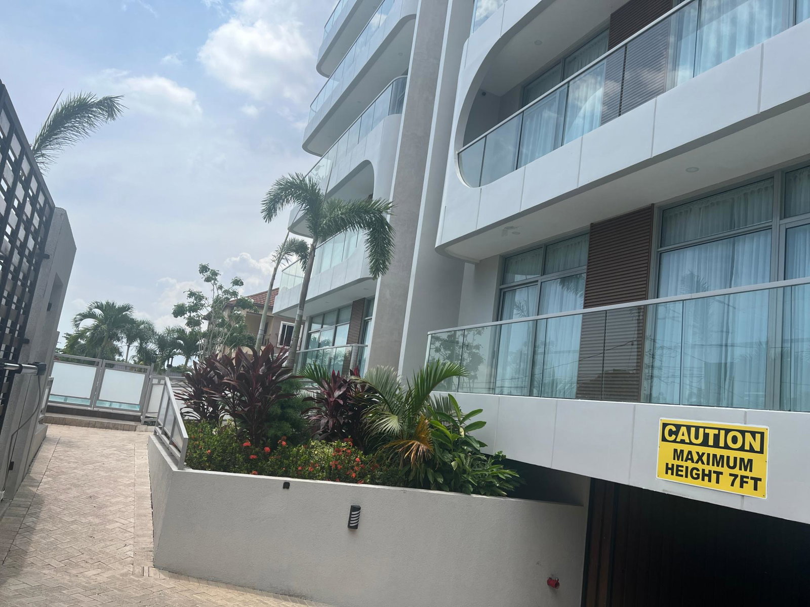 Twentieth image of 303-29 Salisbury Avenue in Kingston 6, St. Andrew, Jamaica - property is For Rent