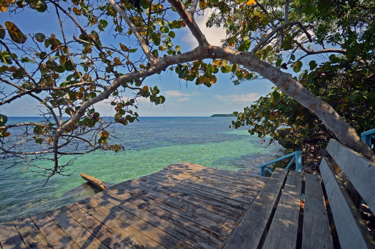 Exclusive-Villa-for-Sale-in-Ocho-Rios-Jamaica-Stunning-Sea-Views Seventh image of 6- Hermosa Lane in Ocho Rios, St. Ann, Jamaica - property is For Sale