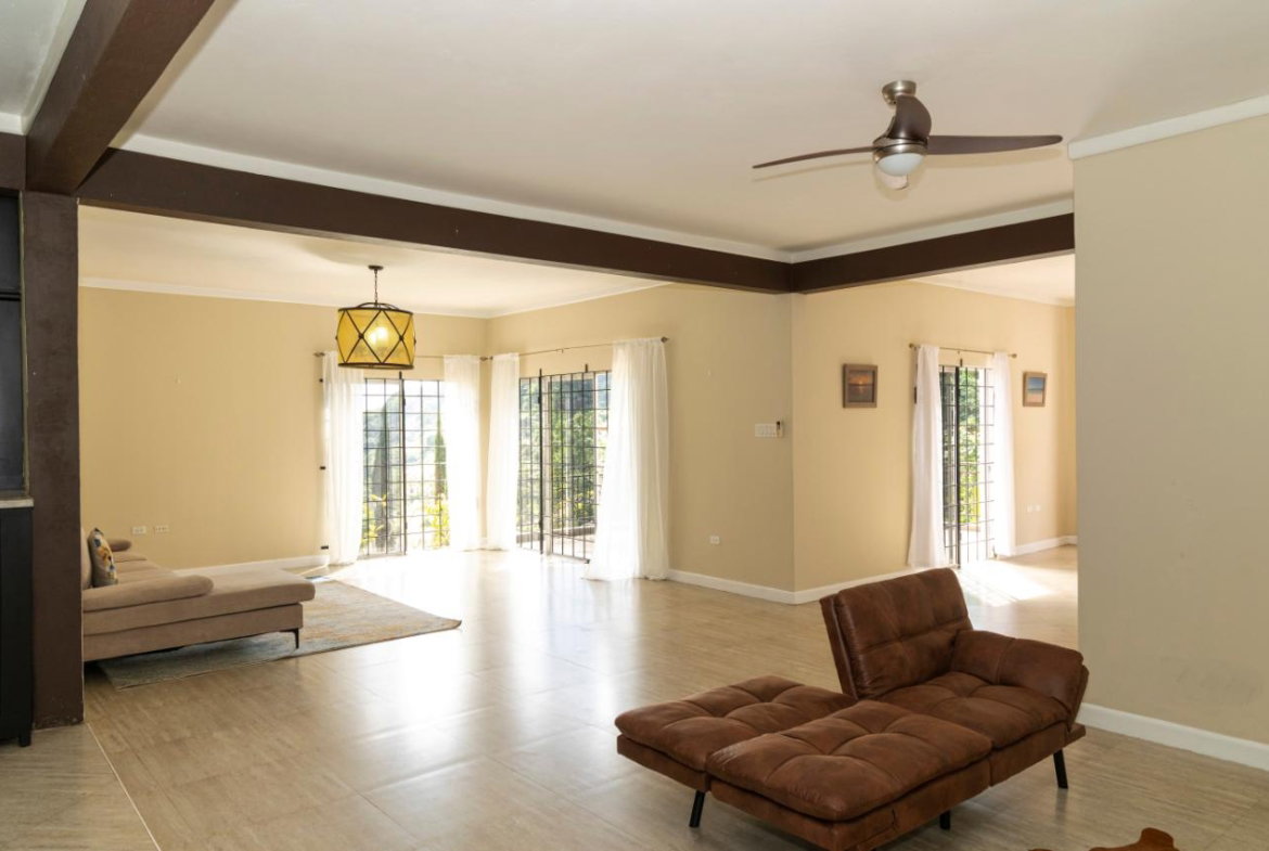 Tenth image of 76b Bellevue Drive Kgn 19 in Kingston 19, St. Andrew, Jamaica - property is For Sale