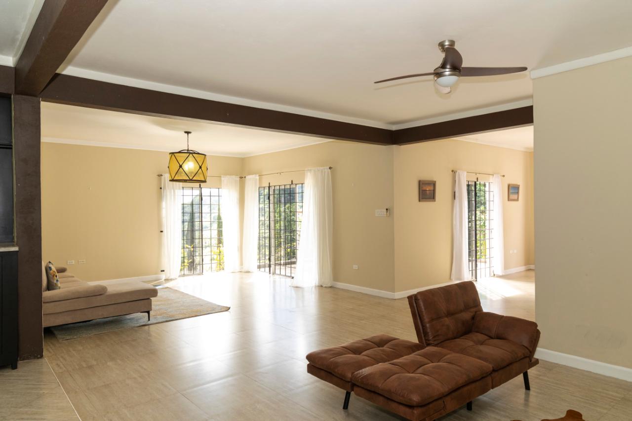 Tenth image of 76b Bellevue Drive Kgn 19 in Kingston 19, St. Andrew, Jamaica - property is For Sale