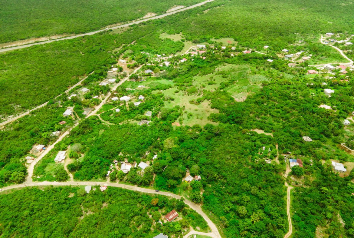 Fourth image of Green Bottom Road in May Pen, Clarendon, Jamaica - property is For Sale