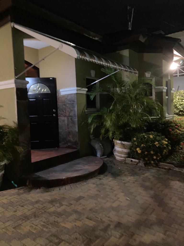 Exquisite-3-Bed-House-for-Rent-in-Sydenham-Villas-Jamaica Fourteenth image of 6 Audley Close, Sydemham vi in Spanish Town, St. Catherine, Jamaica - property is For Rent
