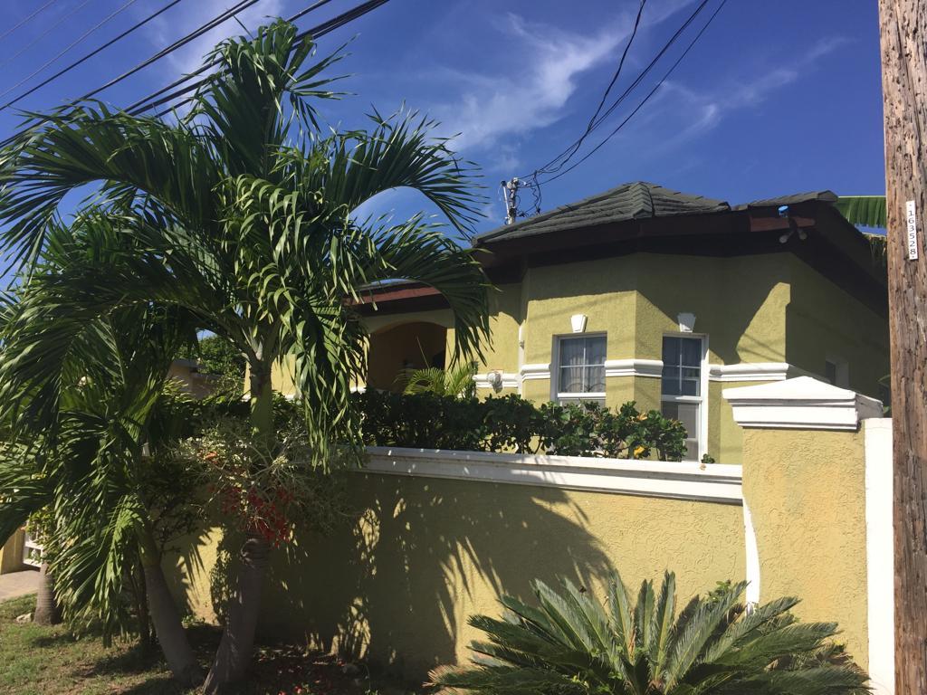 Fourth image of 6 Audley Close, Sydemham vi in Spanish Town, St. Catherine, Jamaica - property is For Rent
