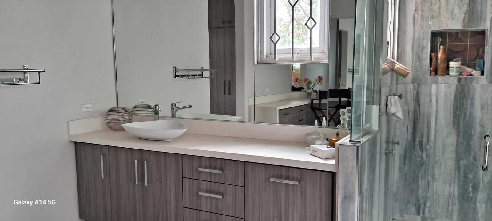 Eleventh image of 5 Bracknell Close in Jacks Hill, St. Andrew, Jamaica - property is For Sale