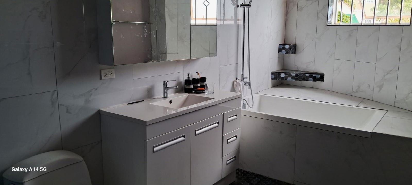 Fourteenth image of 5 Bracknell Close in Jacks Hill, St. Andrew, Jamaica - property is For Sale