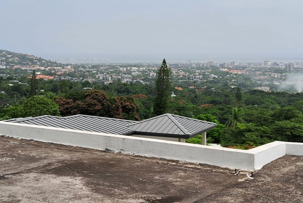 Seventeenth image of 5 Bracknell Close in Jacks Hill, St. Andrew, Jamaica - property is For Sale