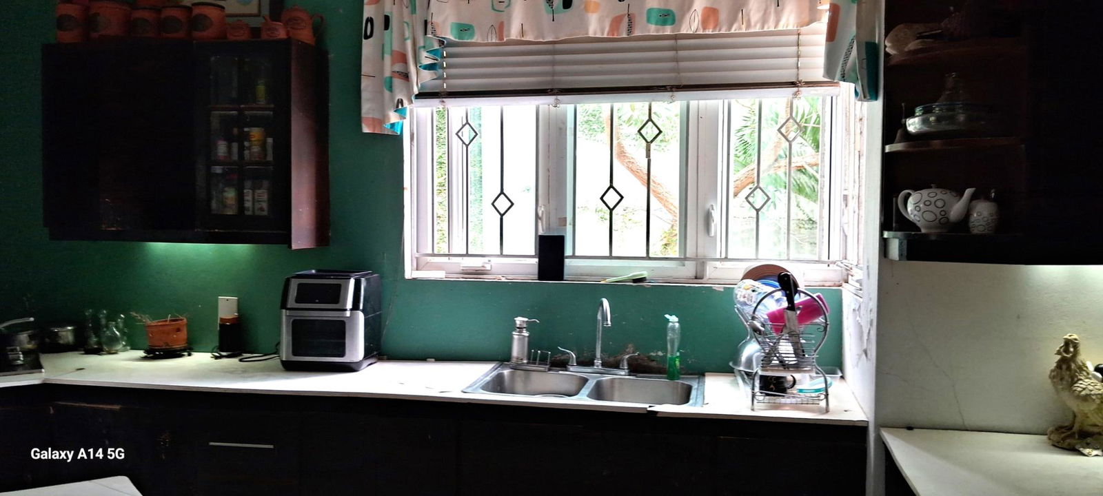 Nineteenth image of 5 Bracknell Close in Jacks Hill, St. Andrew, Jamaica - property is For Sale