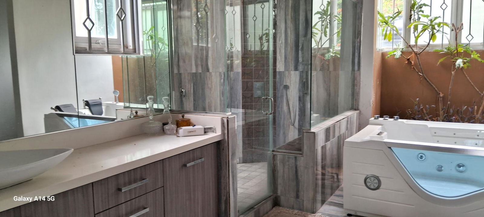 Tenth image of 5 Bracknell Close in Jacks Hill, St. Andrew, Jamaica - property is For Sale